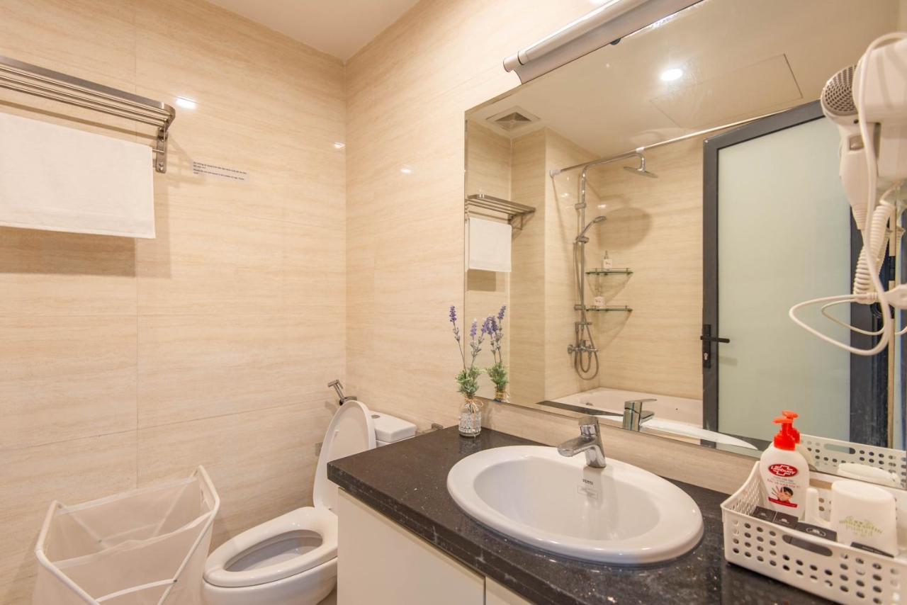 22Housing Hotel & Residence 81 Linh Lang Hanoi Exteriör bild